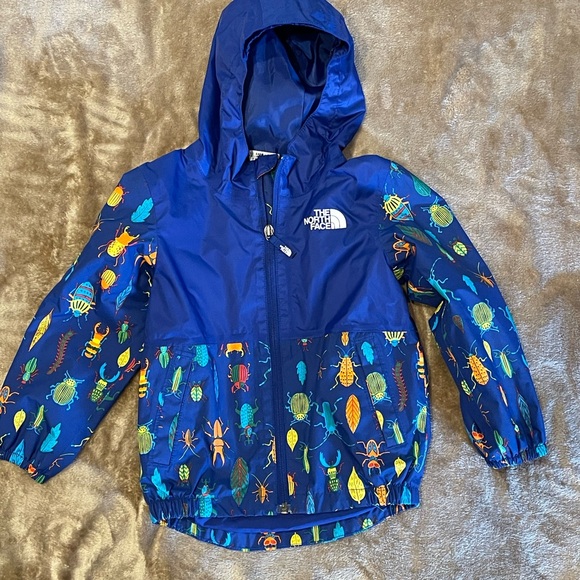 The North Face Kid's Blue Bug Print Hooded Rain Jacket Size 3T - Picture 1 of 5